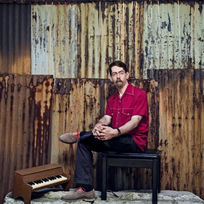 https://www.steinway.com/news/features/Fred-Hersch-Looking-Forward