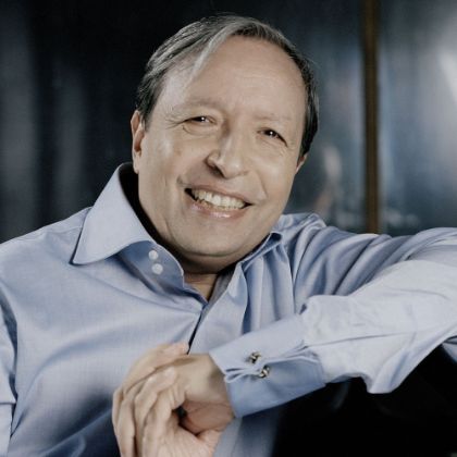 https://www.steinway.com/news/features/the-humanist-murray-perahia