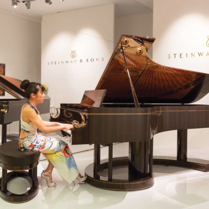 https://www.steinway.com/news/features/aisa-ijiri