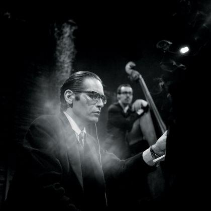 https://www.steinway.com/news/features/bill-evans