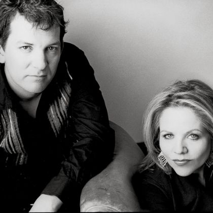 https://www.steinway.com/news/features/stronger-together