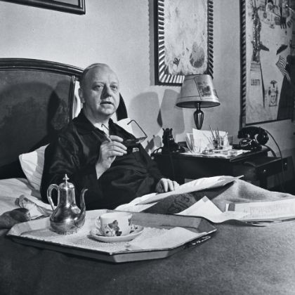 https://www.steinway.com/news/features/virgil-thompson